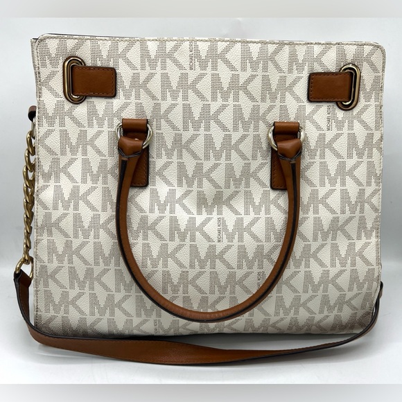 Michael Kors Hamilton Signature Large Tote - Picture 4 of 16